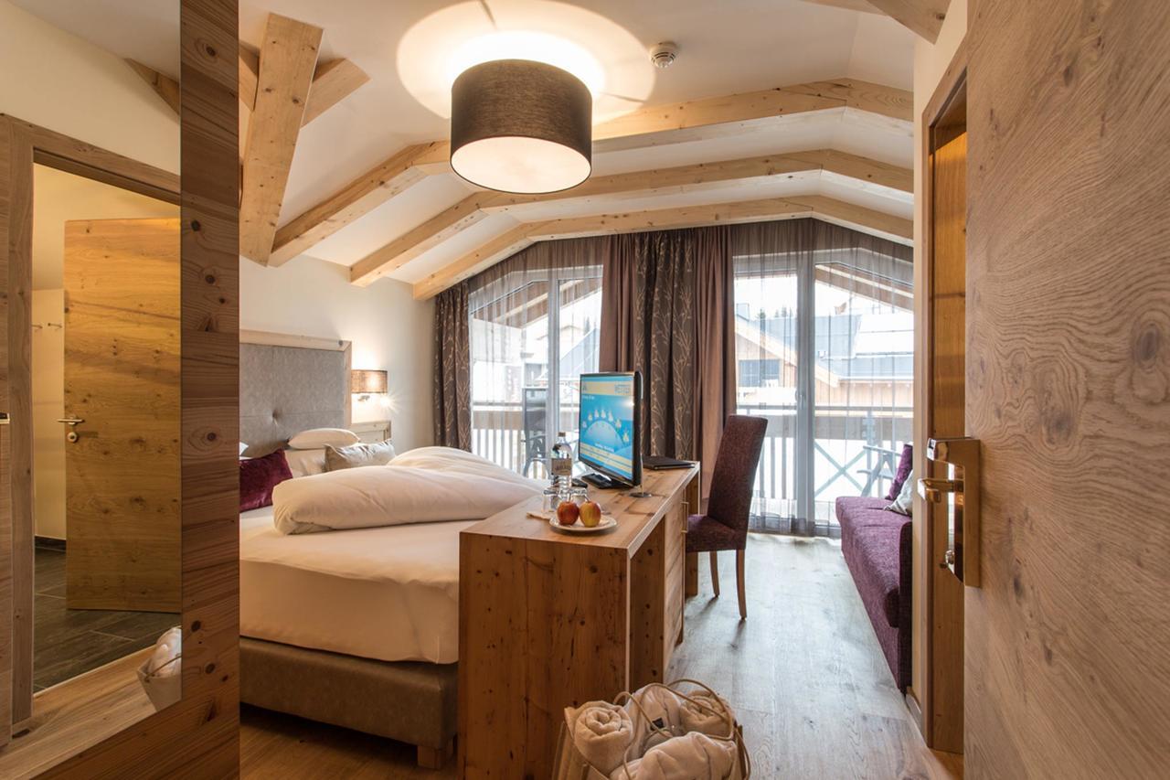 Hotel Bergblick 4 Sterne Superior Fiss Extérieur photo